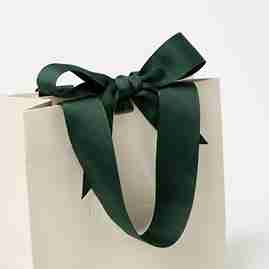 Ribbon handles gift bags
